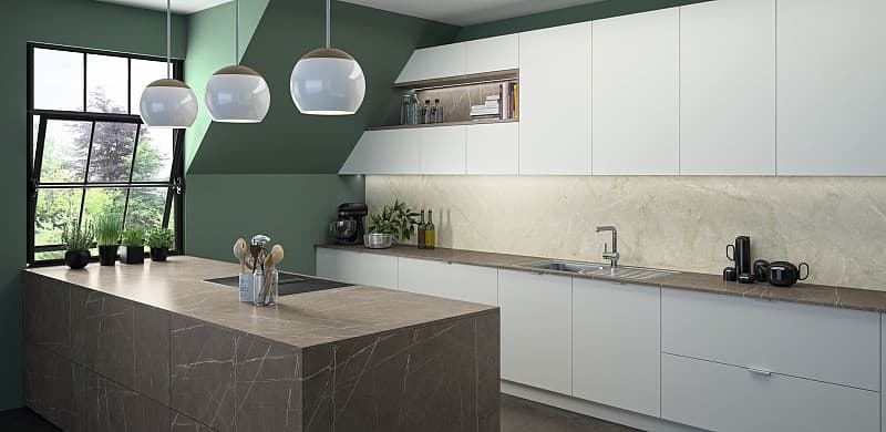 Dachschräge - Küche inklusive Hauswirtschaftsraum